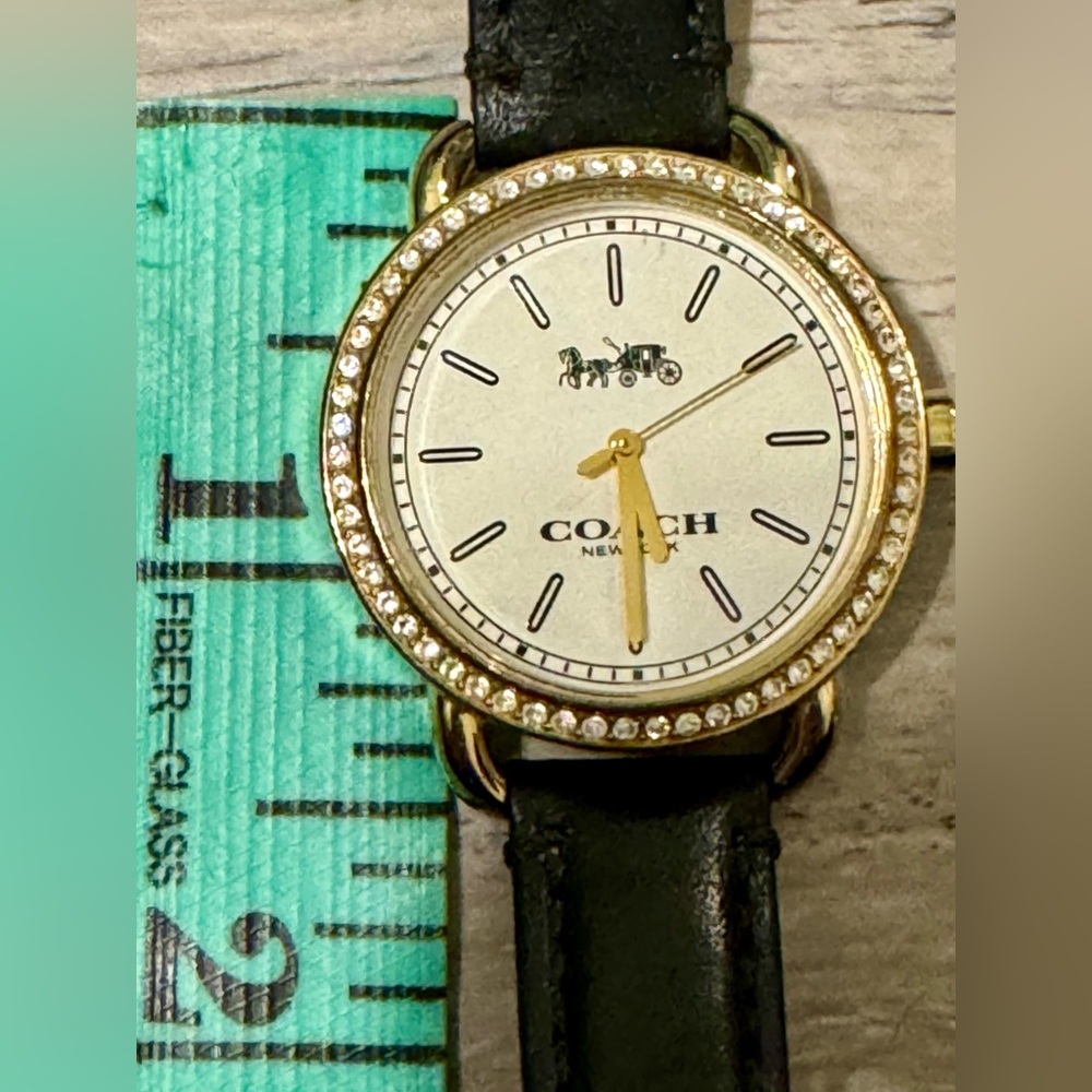 Coach LEX WOMENS Watch WHITE DIAL WITH ION PLATED THIN GOLD BRASS AND CRYSTALS - Picture 13 of 15